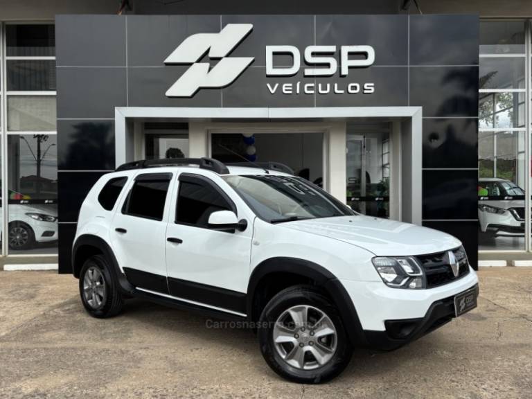 RENAULT - DUSTER - 2015/2016 - Branca - R$ 62.900,00