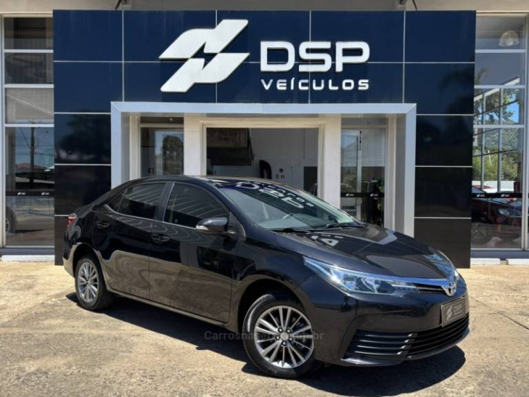 TOYOTA - COROLLA - 2019/2019 - Preta - R$ 95.900,00