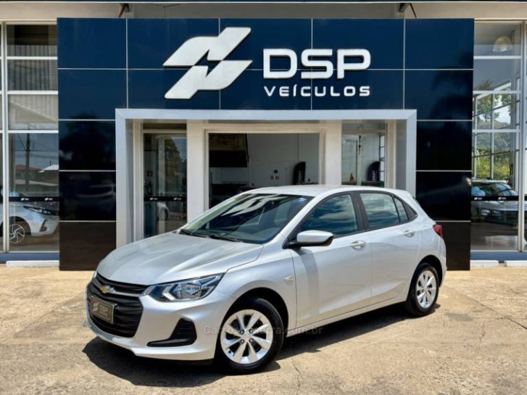CHEVROLET - ONIX - 2020/2021 - Prata - R$ 59.900,00