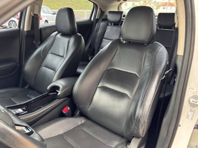 HONDA - HR-V - 2021/2021 - Branca - R$ 124.900,00