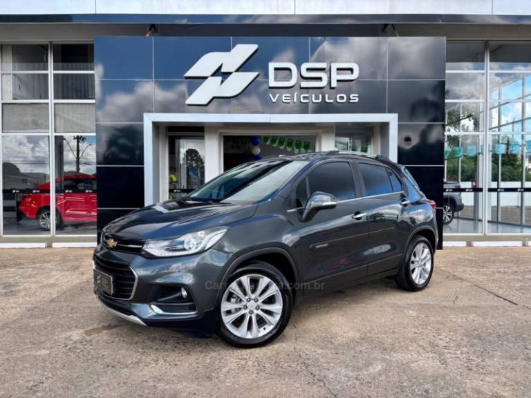 CHEVROLET - TRACKER - 2017/2018 - Cinza - R$ 94.900,00