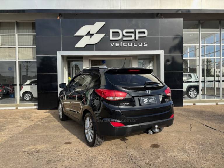 HYUNDAI - IX35 - 2011/2012 - Preta - R$ 68.900,00