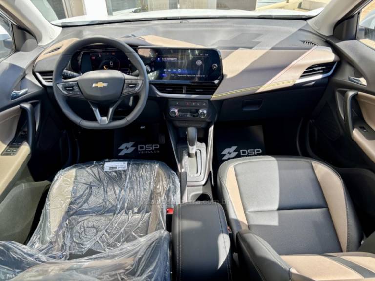 CHEVROLET - TRACKER - 2025/2026 - Branca - Sob Consulta