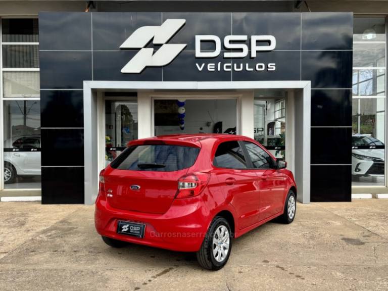 FORD - KA - 2016/2017 - Vermelha - R$ 43.900,00