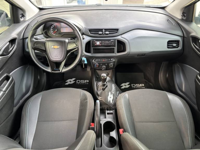 CHEVROLET - ONIX - 2021/2021 - Branca - R$ 64.900,00