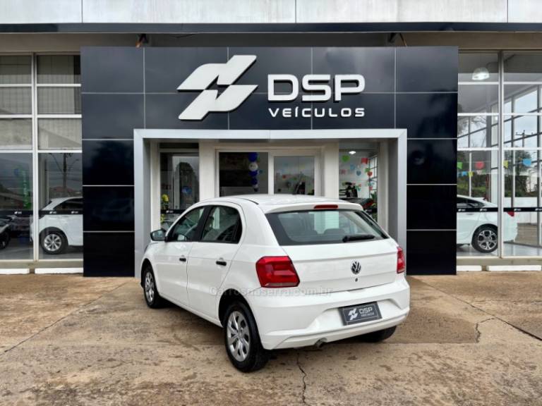 VOLKSWAGEN - GOL - 2021/2022 - Branca - R$ 57.900,00