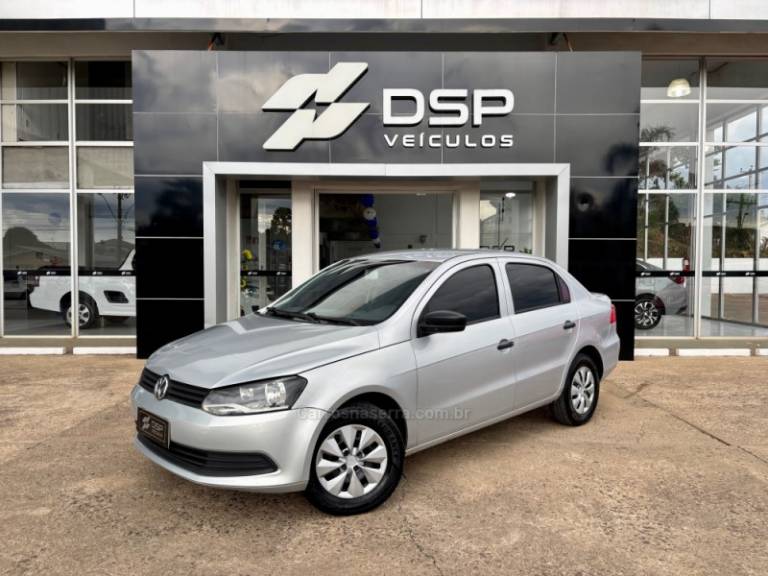 VOLKSWAGEN - VOYAGE - 2015/2015 - Prata - R$ 43.900,00