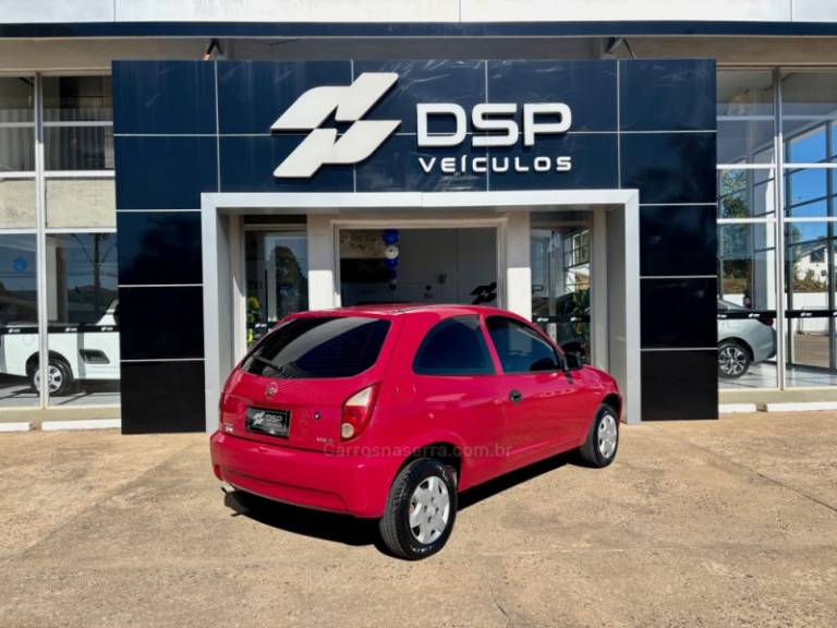 CHEVROLET - CELTA - 2010/2011 - Vermelha - R$ 25.900,00