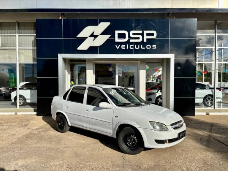 CHEVROLET - CLASSIC - 2010/2011 - Branca - R$ 14.900,00