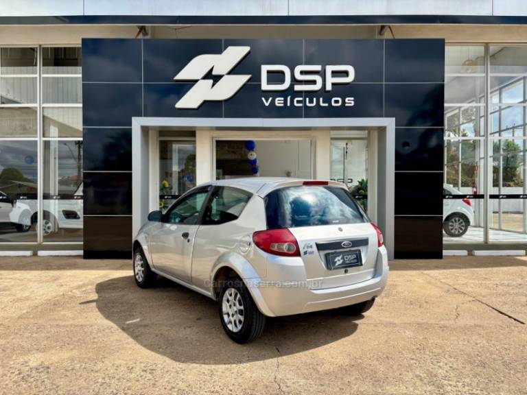 FORD - KA - 2010/2010 - Prata - R$ 16.900,00