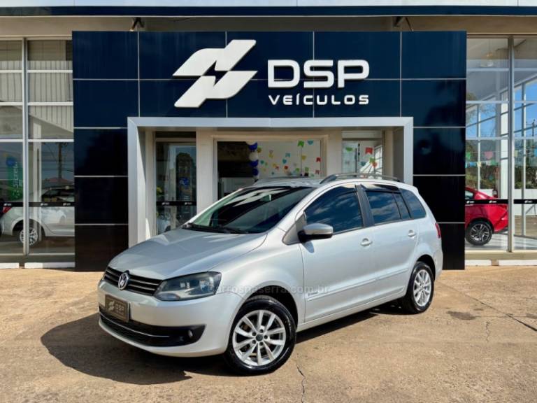 VOLKSWAGEN - SPACEFOX - 2012/2013 - Prata - R$ 44.900,00