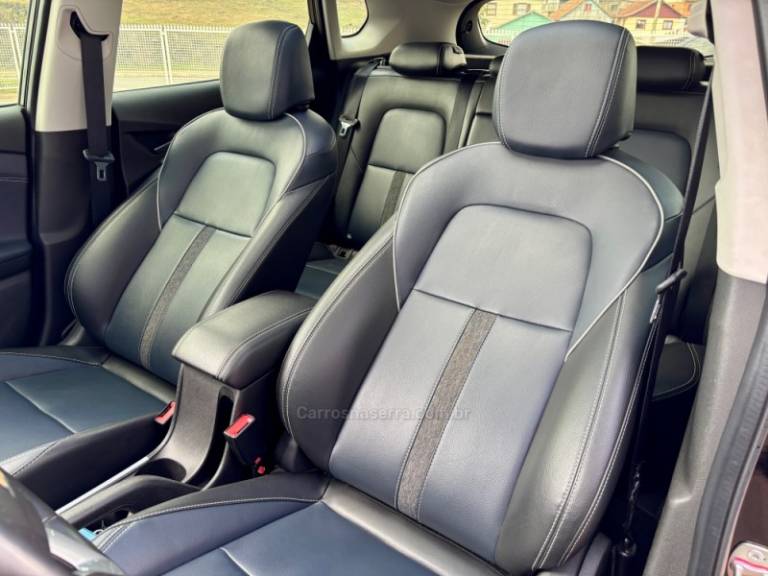 CHEVROLET - TRACKER - 2022/2022 - Preta - R$ 119.900,00