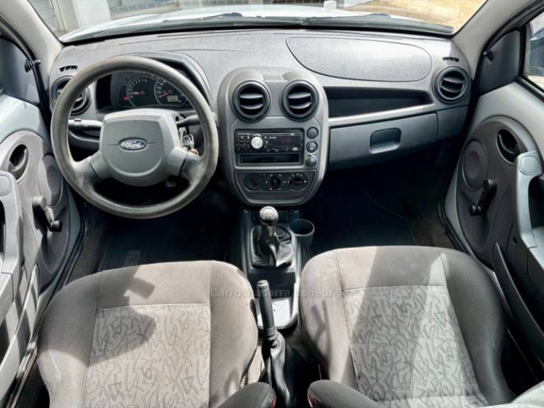 FORD - KA - 2010/2010 - Prata - R$ 16.900,00